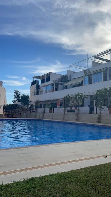 Nice 2 Bedroom Flat