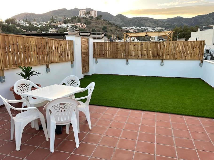 Nice 2 Bedroom Flat Apartment *